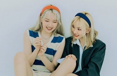 여자친구 예린X은하,상큼+세련된 분위기 완벽 소화한 화보 공개