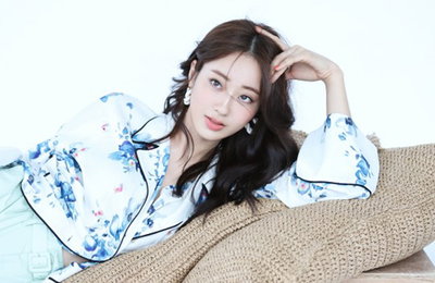 경리, 고화질 비하인드 4컷 공개 '눈길'