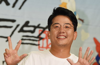 [포토] 제 8회 부산국제코미디페스티벌 집행위원장 김준호, '많이 기대해주세요~'