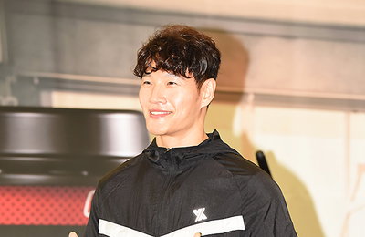 [포토] 가수 김종국, '연예계 대표 운동마니아답게 퍼펙트하죠?'