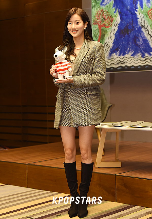 에이프릴,이나은