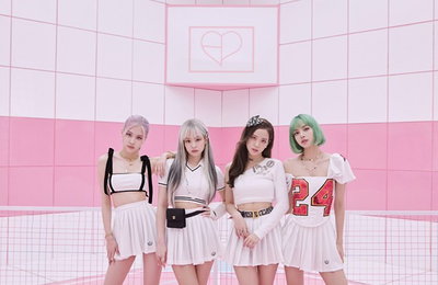 블랙핑크, K팝그룹 최초 넷플릭스 다큐 제작...내달 14일 공개