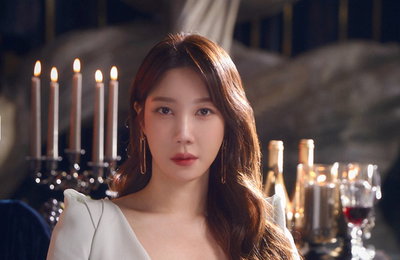 SBS 새 월화드라마 '펜트하우스' 이지아, "심수련, 나에게는 모험이었다!" 명실상부 펜트하우스 퀸 '심수련 역' 입덕 유발 인터뷰!