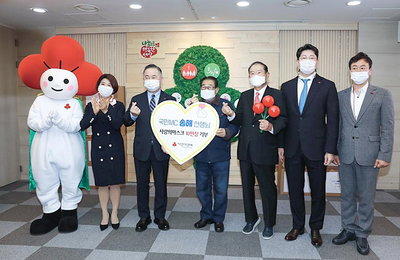 송해, 취약계층 위해 마스크 10만장 기부