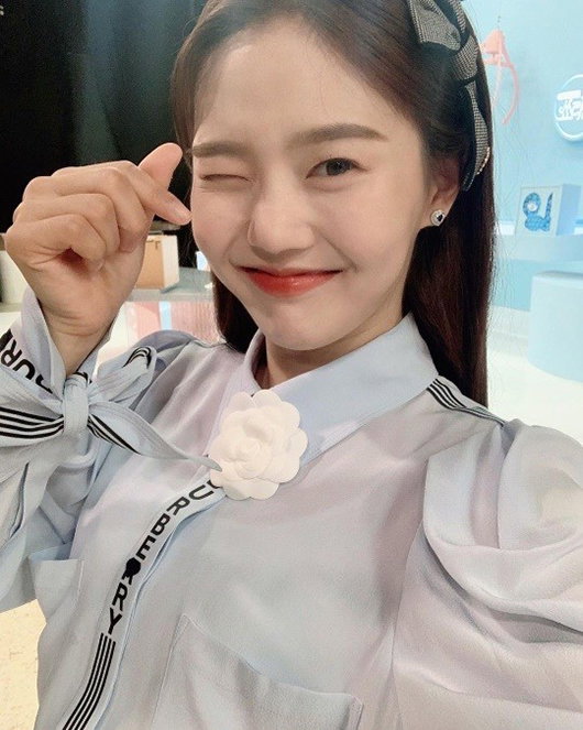 [사진]오마이걸 공식 인스타그램