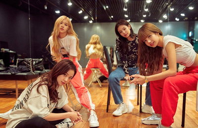 블랙핑크, 빌보드 앨범차트 6위…2주째 최상위권 유지