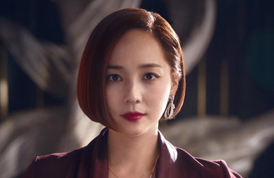 SBS 새 월화드라마 '펜트하우스' 유진, "실제의 나와는 상반되는 캐릭터, 염려와 설렘이 공존!" 상류사회 입성 위해 폭주하는 '오윤희'역 집중탐구 인터뷰!!