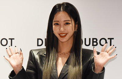 [K포토] 배우 한예슬, 여신의 반가운 인사