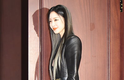 [K포토] 배우 한예슬, 시크한 블랙 패션으로 시선강탈