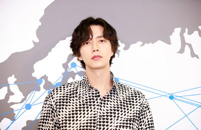 박해진, 아프리카 최대규모 영상 마켓서 韓스타 대표로 인터뷰나서 "배우로서 책임감 느껴"