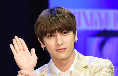 [K포토] BAE173 한결 '크레이지 섹시남의 여심 녹이는 포즈'
