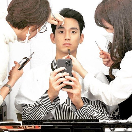 [사진]김수현 인스타그램
