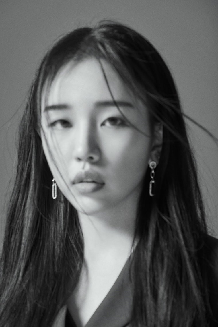 백아연