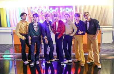 BTS 빌보드 싱글 1위 한 날, "위버스" 일일 최다 접속