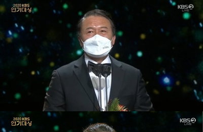 [KBS 연기대상]'한다다' 천호진, 3년 만에 단독 대상…주말극 트로피 싹쓸이