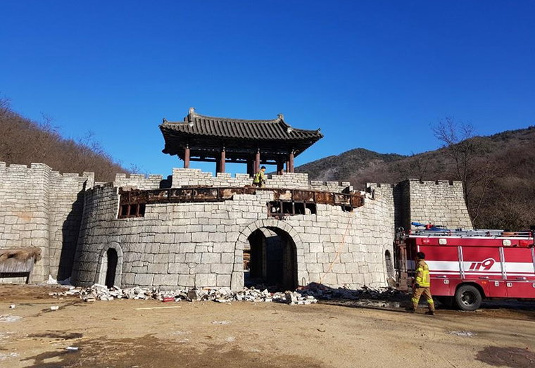 [사진]문경시 제공, 가은오픈세트장 화재 모습