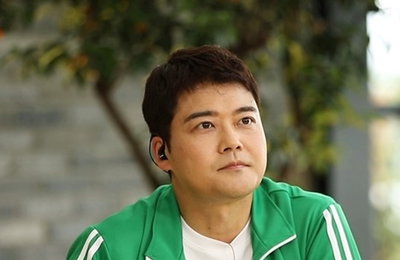 MBN 예능 <개미랑 노는 베짱이> 전현무 “'어떻게 하면 돈 많이 버나' 궁금증 풀려”