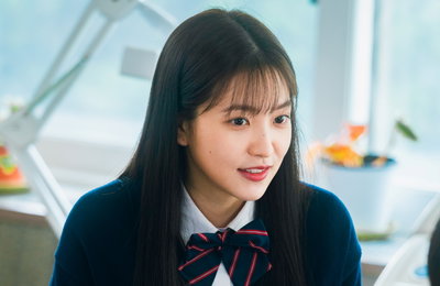 플레이리스트 <블루버스데이> 김예림, 첫 사랑 감성 소환하는 첫 스틸 전격 공개!