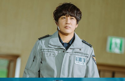 KBS 2TV 새 월화드라마 <경찰수업> 차태현이 직접 뽑은 ‘유동만’ 캐릭터의 세 가지 키워드! 까칠하지만 정 많은 츤데레 매력 발산 예고