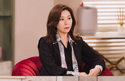 KBS 2TV 저녁일일드라마 <빨강 구두> 최명길X신정윤X정유민, 의미심장한 기류의 삼자대면 포착! 최명길이 신정윤에게 전한 말은?