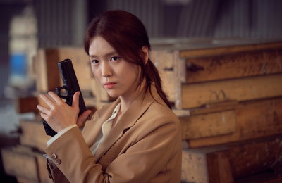 MBC 새 금토드라마 <검은 태양> ‘괴물 신예’ 김지은, 카이스트 출신 국정원 엘리트 요원 ‘유제이’로 완벽 변신! 극명한 분위기 차이로 이목 집중!