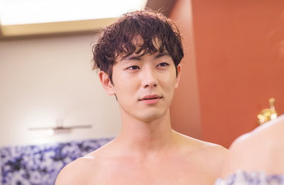 KBS 2TV 새 주말드라마 <신사와 아가씨> 안우연X윤진이, ‘사랑’밖에 모르는 매력둥이들의 만남! 투샷 스틸 공개! 두 사람이 깜짝 놀란 이유는?!