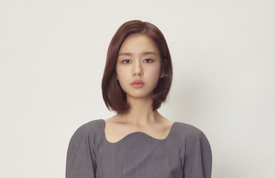 2021 가장 주목받는 배우 안은진, UAA와 전속계약 체결