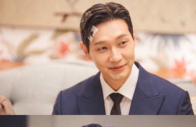 KBS 2TV 새 주말드라마 <신사와 아가씨> 지현우, 해사한 미소부터 애절한 눈물까지! 주체 못 할 눈물 쏟은 이유는? 종잡을 수 없는 이영국의 마음!