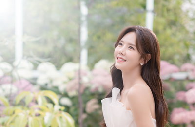 '10월의 신부' 배우 이연두, 오는 10월 9일(토) 결혼...청순하면서도 싱그러운 자태의 웨딩화보 공개!