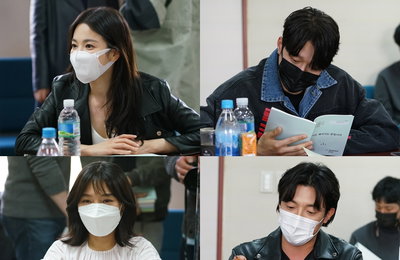 SBS 새 금토드라마 <지금, 헤어지는 중입니다> 2021 최고 기대작, 송혜교X장기용X최희서X김주헌 대본리딩 공개 '첫 호흡부터 완벽'