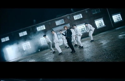 ‘컴백 D-1’ 박지훈, 황홀한 춤선의 포인트 안무 공개