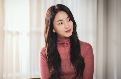 IHQ 새 월화드라마 <스폰서> 지이수, 남모를 아픔을 지닌 톱스타 박다솜으로 변신! 자극적이고 중독적인 ‘매운 맛’ 드라마 예고!