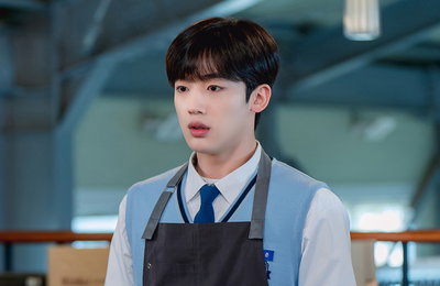 KBS 2TV 수목드라마 <학교 2021> 추영우, 갑작스럽게 일어난 사건에 싸늘한 시선! 그가 조이현을 감싸 안은 이유는 무엇?