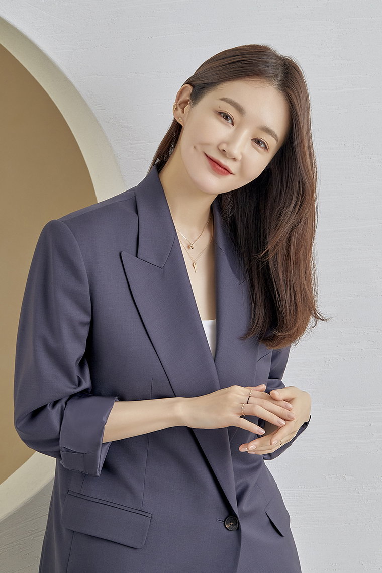 강민경