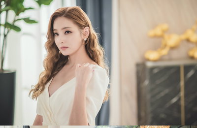 IHQ drama 개국 특집 드라마 <스폰서> 최종회 D-1! 한채영, 순백의 웨딩드레스 자태 코앞으로 다가온 이지훈과의 결혼식?