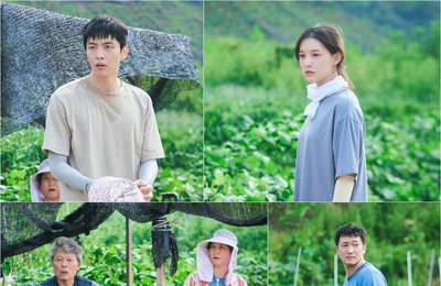 JTBC 토일드라마 <나의 해방일지> 이민기X김지원X이엘, 잔잔한 일상에 벌어진 사고? ‘깜놀’ 모먼트 포착