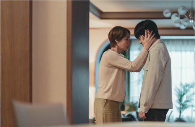 tvN 수목드라마 <킬힐> 다가오는 비극! 오열하는 김성령에 등 돌린 윤현수, 상처뿐인 인연의 끝은?
