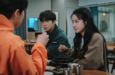 KBS 2TV 수목드라마 <너에게 가는 속도 493km> 박주현X채종협 vs 김무준X서지혜, 팽팽한 신경전 포착