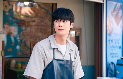 KBS 2TV 새 수목드라마 <징크스의 연인> 나인우, 얼굴→능력 다 갖춘 생선 장수 공수광이 불운의 아이콘?