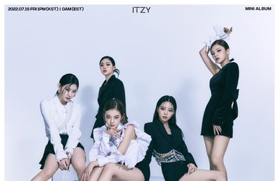 "K팝 4세대 퀸들의 귀환" ITZY, 고혹적 비주얼로 컴백