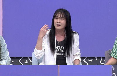 MBC에브리원 <대한외국인> 긴머리 김경호 “민머리 홍석천보다 퀴즈 못 풀면 커피 쏘겠다”