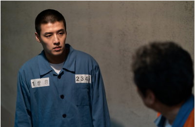 JTBC <인사이더> 강하늘, ‘밀려난 왕’ 문성근과 강렬한 첫 대면! 눈빛의 의미는?