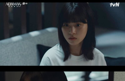 배우 이수경, tvN 수목드라마 <아다마스> 몸 사리지 않는 액션 연기, 극 몰입도 높이는 ‘美친 활약’