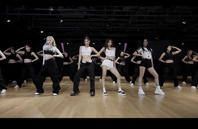 블랙핑크, '핑크 베놈' 안무 영상 공개…컴백 무대 앞서 깜짝 선물