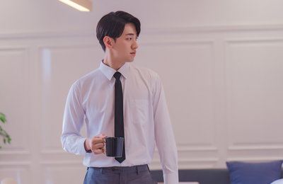 SBS <오늘의 웹툰> 남윤수 충격 과거, 그런데 아직 밝혀지지 않은 비밀들? #예약문자 #사망이유