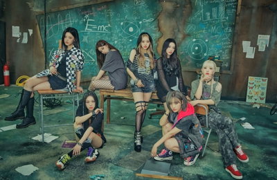 '컴백' 빌리, 써클차트 리테일 앨범 차트 1위+유튜브 700만