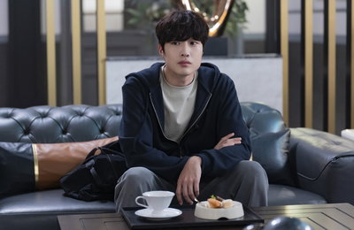 MBC 새 금토드라마 <금수저> 이종원이 표현하는 외강내유 ‘황태용’은 어떤 모습? "금수저와 흙수저 오가는 캐릭터에 매력 느껴"