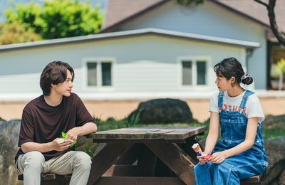 지니 TV 오리지널 드라마 <아무것도 하고 싶지 않아> 김설현X임시완이 선사할 비주얼 힐링 ‘청량 케미 그 자체’