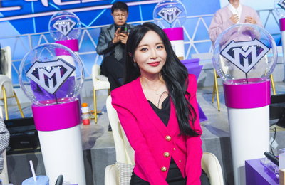 MBN 남자 트롯 오디션 ‘불타는 트롯맨’ 홍진영, “‘불탄다’라는 제목을 떠올려봤어요” ‘불트’ 합류 소감! 참가자들 보고 떠오른 노래 제목 소개!