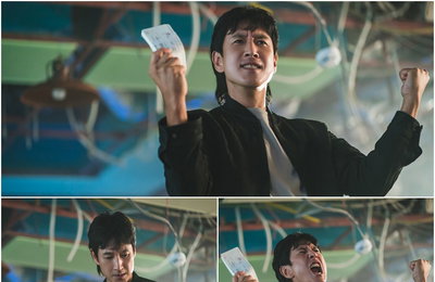 SBS 새 금토드라마 ‘법쩐’ 이선균, 주먹 불끈 ‘수표 다발 포효’ 포착! 얼굴 없는 ‘돈 장사꾼’ 은용 역 위풍당당 첫 포스 공개!